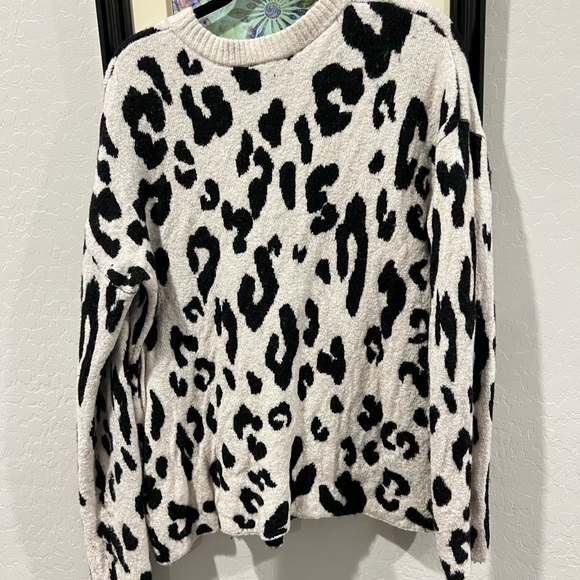 Something Navy leopard print sweater - Picture 2 of 3